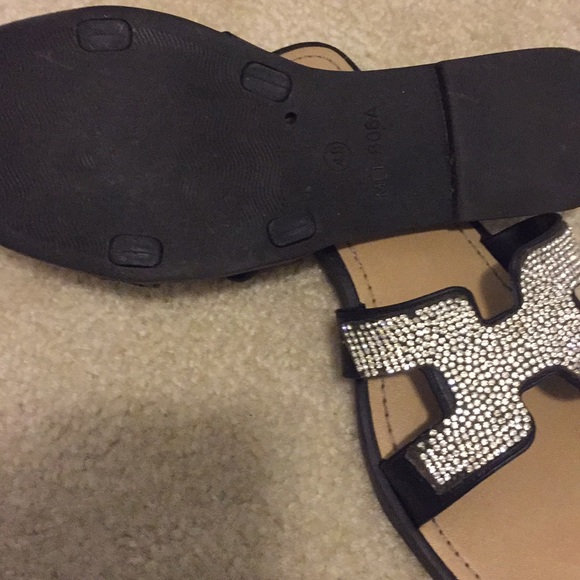 Shoes letter H - Picture 3 of 5